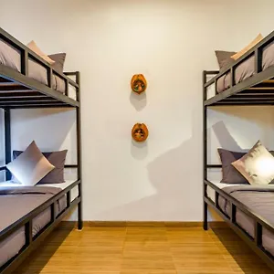 Aura House Hostel