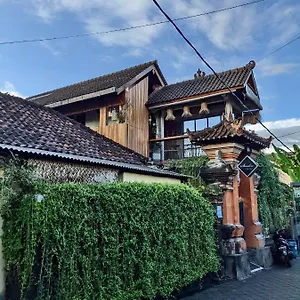 Sunshine Vintage House Hostel